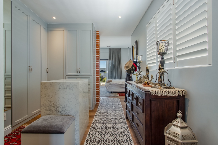 5 Bedroom Property for Sale in Val De Vie Estate Western Cape